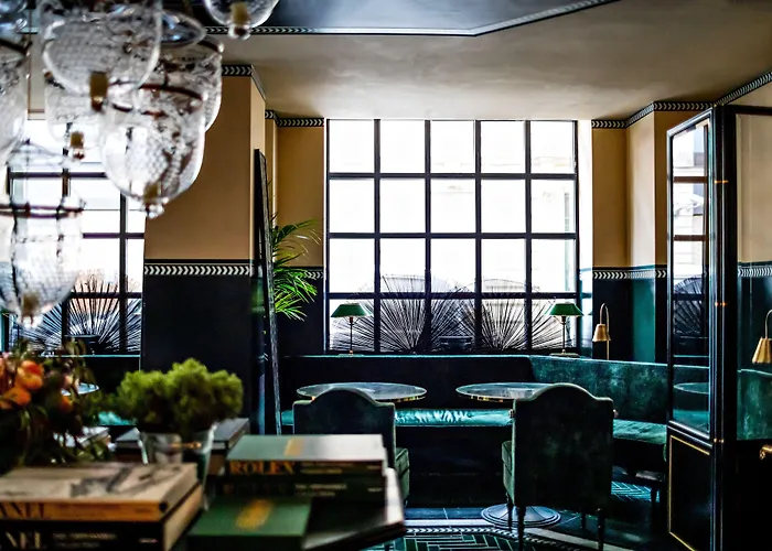 Monsieur George & Spa - Champs-Elysees