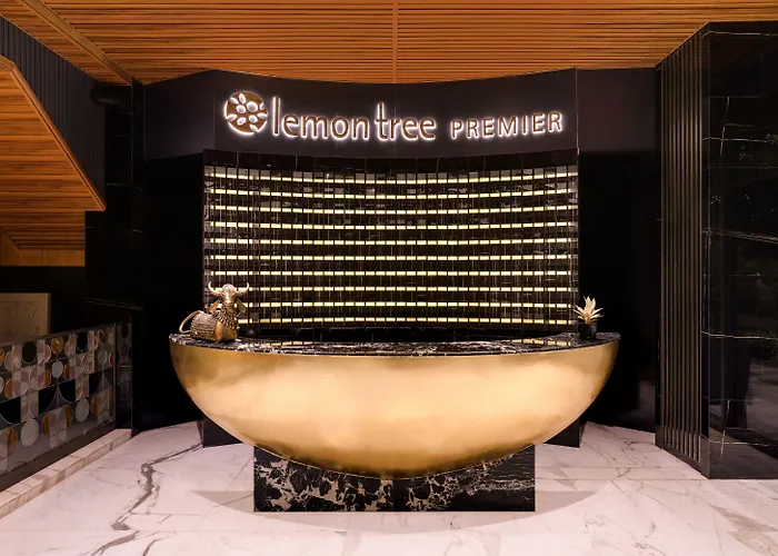 4 star hotel: Lemon Tree Premier, Malad, Mumbai