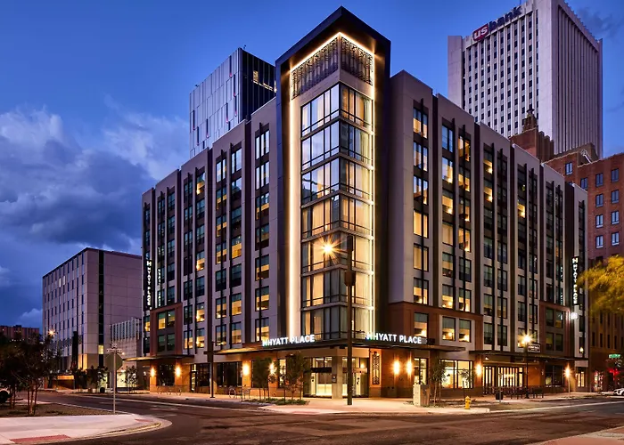 Hotel near College: Hyatt Place Phoenix/Downtown