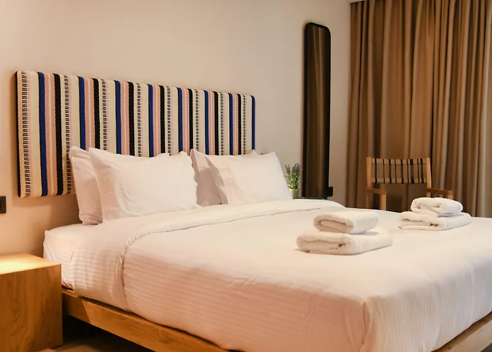 Cheap hotels Pavo Art
