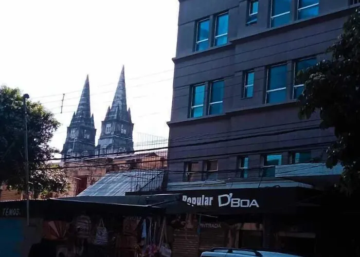 Central Palace Hotel