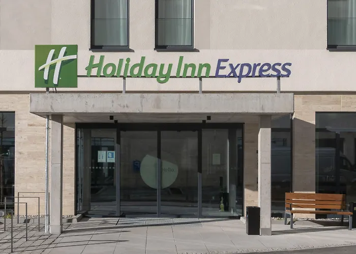  Holiday Inn Express - Munich North By Ihg