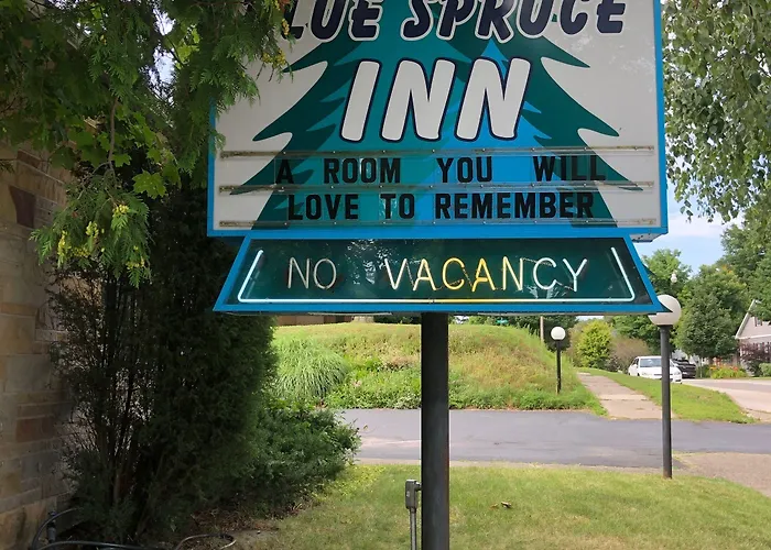 Ludington Blue Spruce Inn