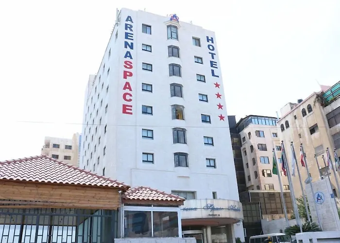 Hotel con piscina: Arena Space Hotel