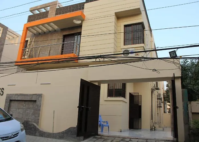 Guests house Patel Residency Guest House
