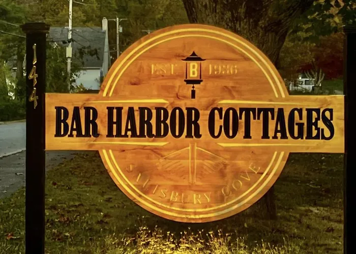 Vacation rental: Bar Harbor Cottages & Suites
