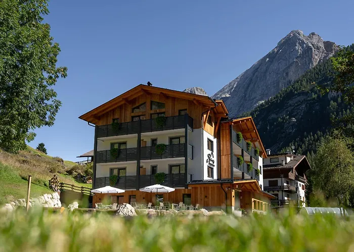 Spires Hotel