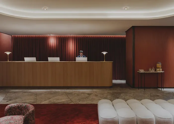 Hotel met zwembad: Catalonia Boulevard