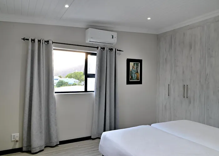 4 star hotel: Mimosa Lodge