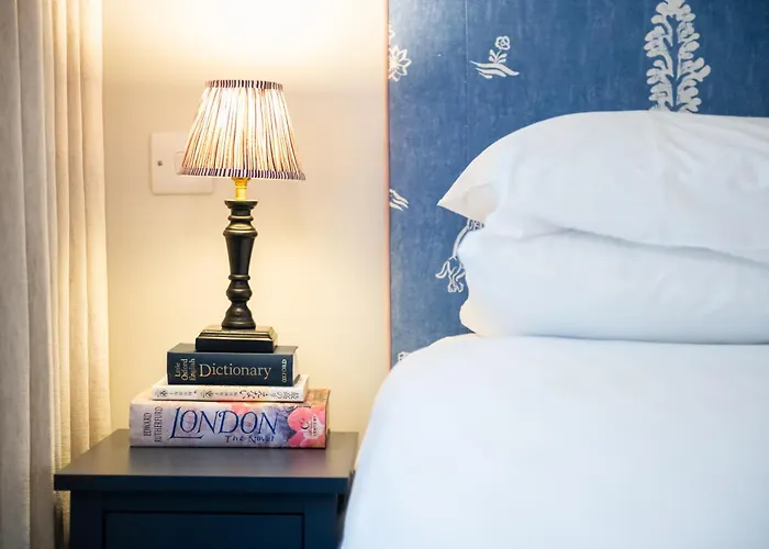 Americana Hotel