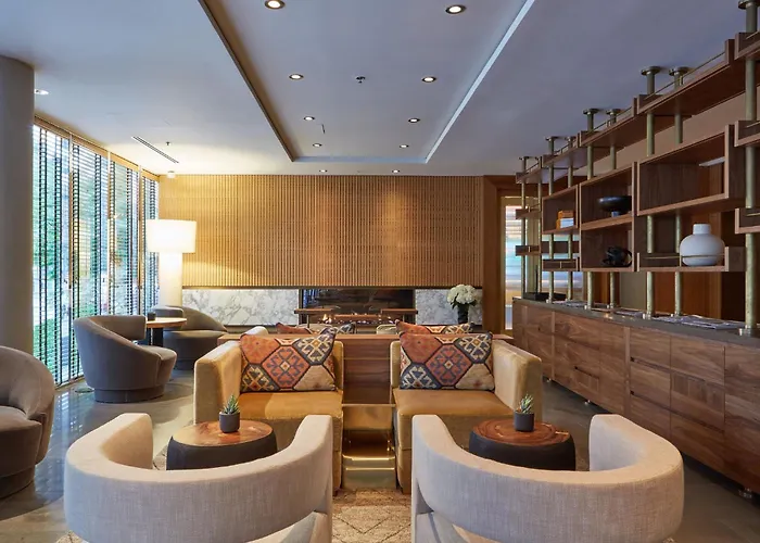 Golf Hotel: The Dupont Circle Hotel