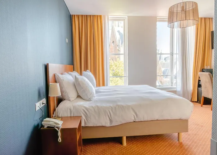 Goedkoop hotel: Ambassador City Centre Hotel