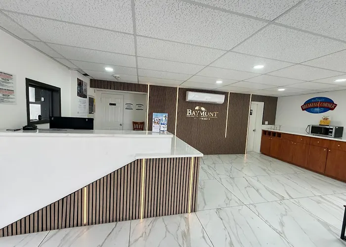 Motel: Dtlv, A Baymont By Wyndham