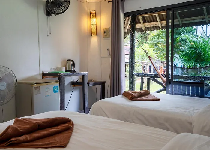 Pet Friendly hotel: Mook Lanta Eco Resort
