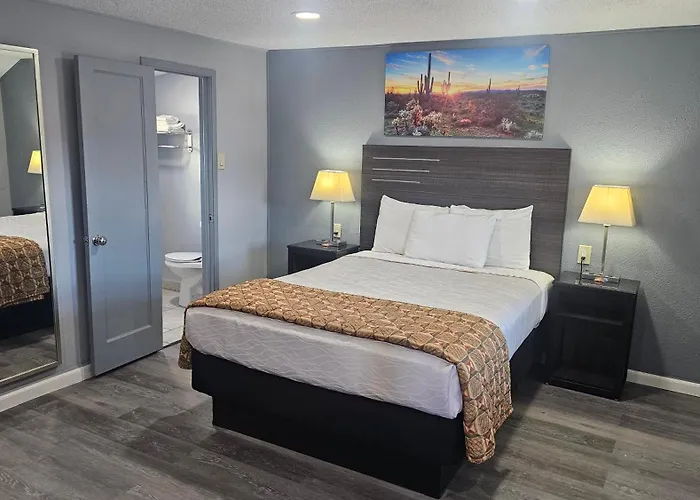 Motels Travelers Inn