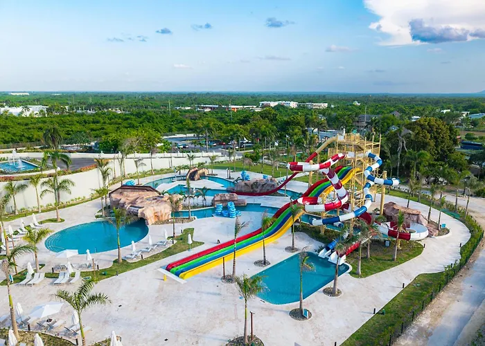 Wyndham Alltra Punta Cana All Inclusive Resort