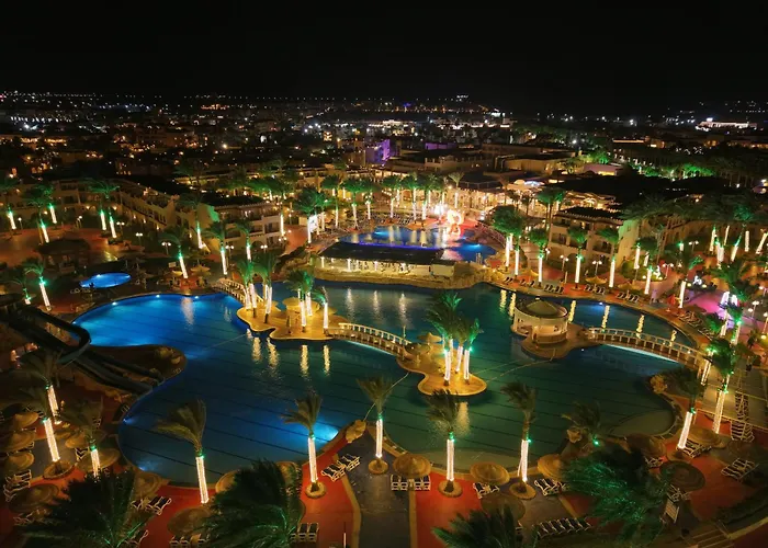 Sea Beach Edge By Rotana