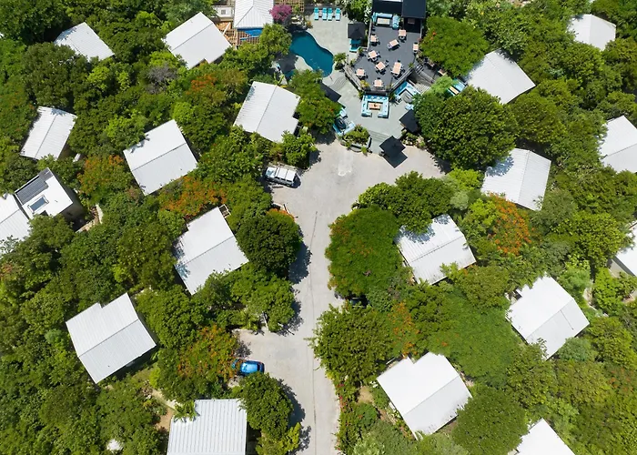 Kokomo Botanical - Caribbean Family Cottages