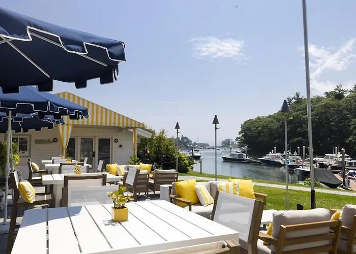 Yachtsman Lodge & Marina