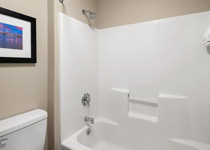 Baymont By Wyndham Davenport