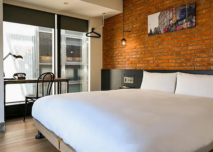 Check Inn Taipei Songjiang