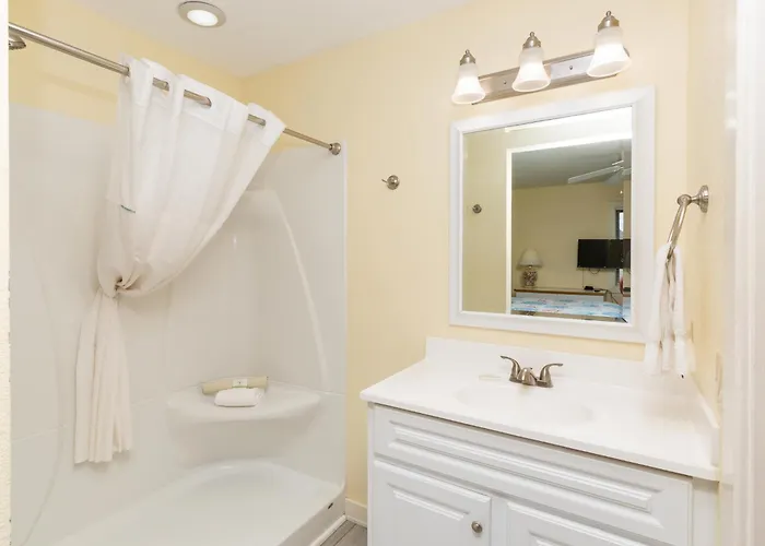 Hotel with Tennis: Sea Scape Beach And Golf Villas