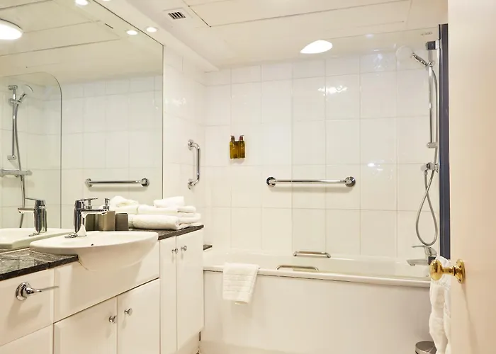 9 Hertford Street - 4 Stars Visitengland