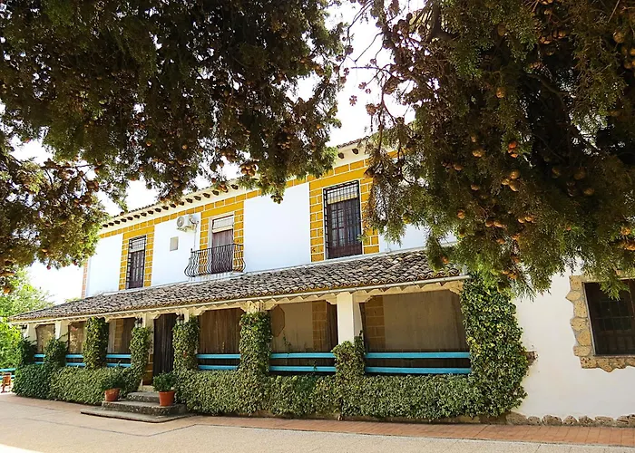 Villa con piscina: Alojamiento San Juan Bautista