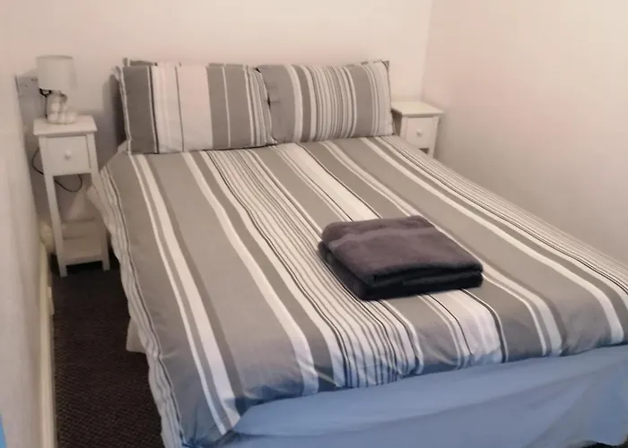 Сity center hotels Kirkview
