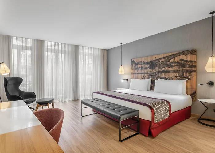 4-Sterne-Hotel: Eurostars Porto Centro