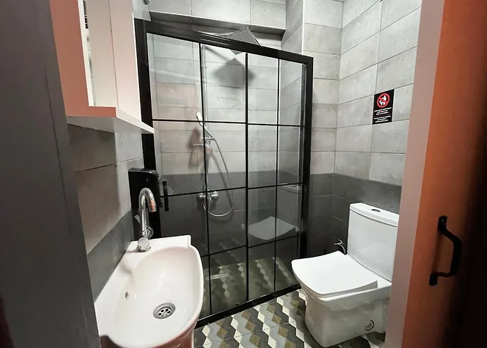 Hostel: Archeo (Adults Only)