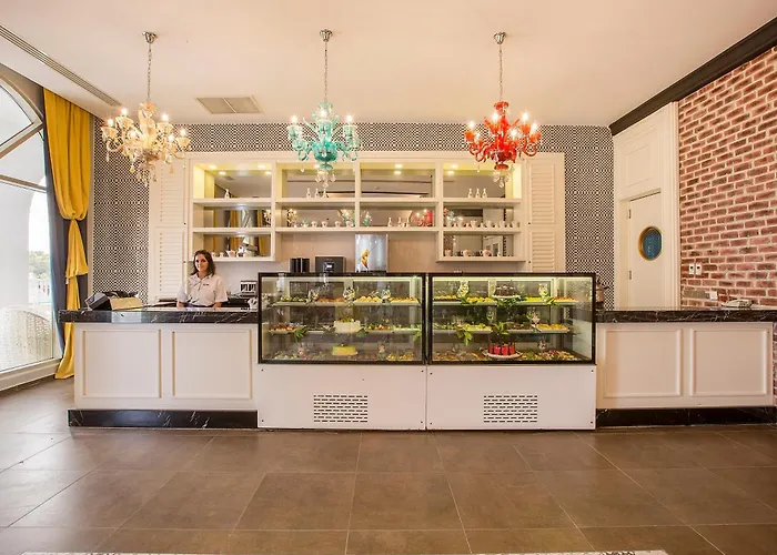 Hotel: J'Adore Deluxe Hotel & Spa Ultra All Inclusive