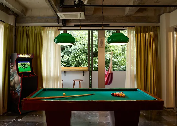 Hotel with view: Max Brown Hotel Downtown Part Of Sircle Collection Formally Known As Dave Red