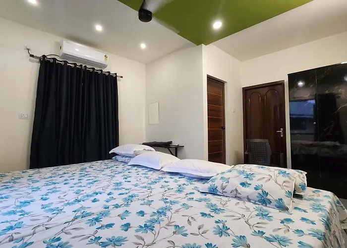 Guest house: Budget Home