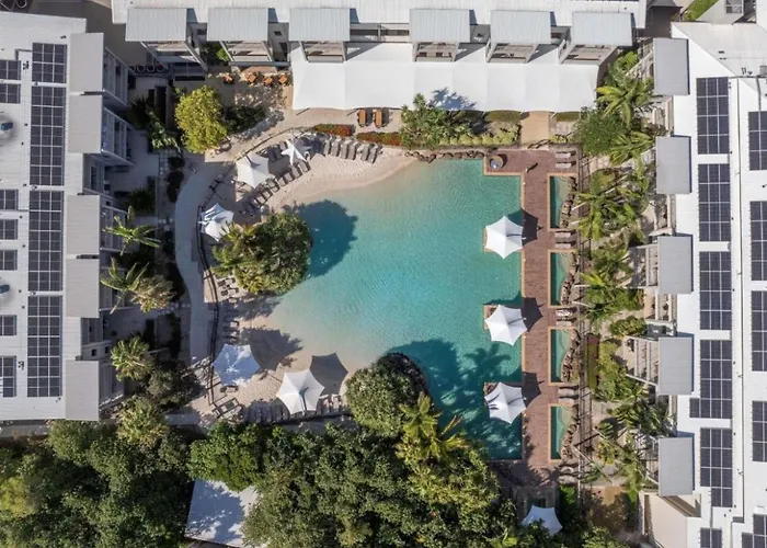 Jacuzzi hotel: Peppers Salt Resort & Spa - Lagoon Pool Access 2 Bedroom Spa Suite