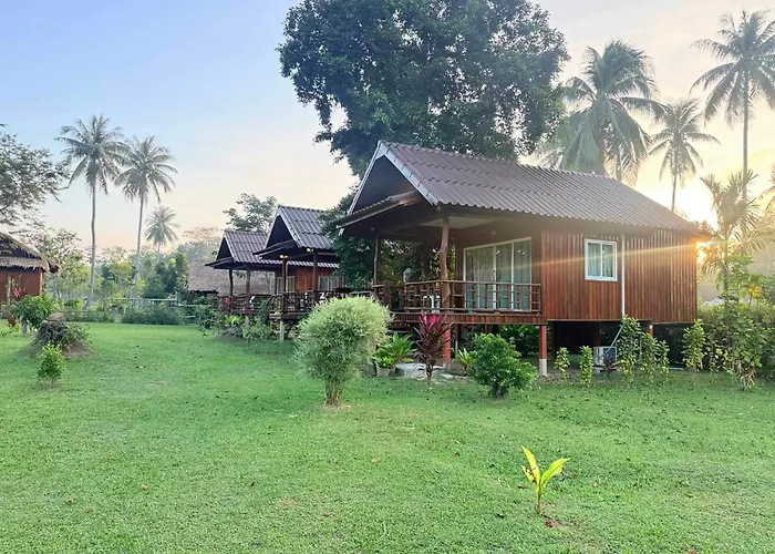 Kohjum Freedom Resort
