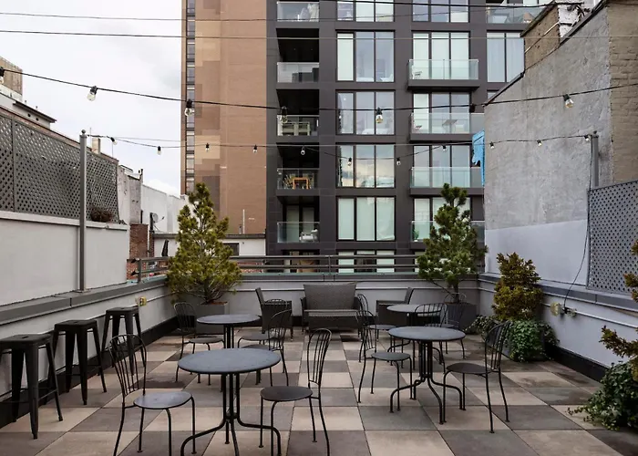 Pet Friendly hotel: Kasa Lantern Lower East Side