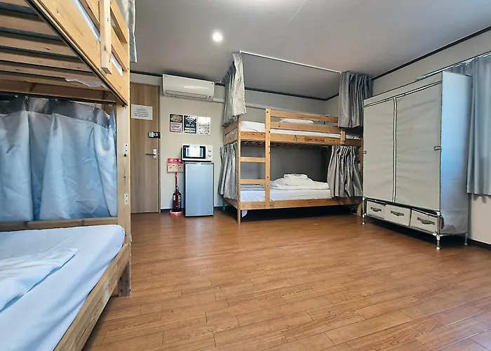 B&B only: Tokyo House Inn