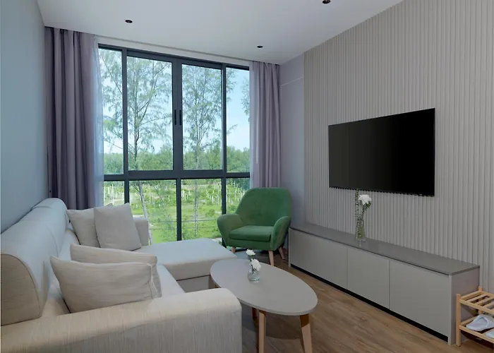 La Green Hotel & Residence