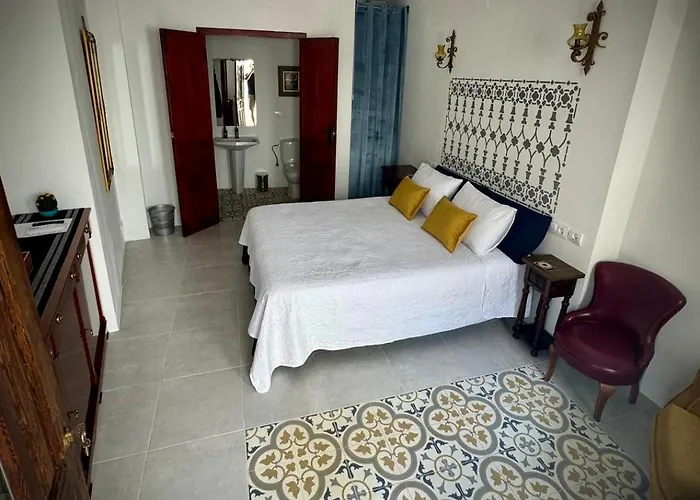 Courtyard Guesthouse
