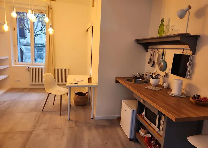Le Saint Christophe - Mairie d'Aubervilliers ligne 12