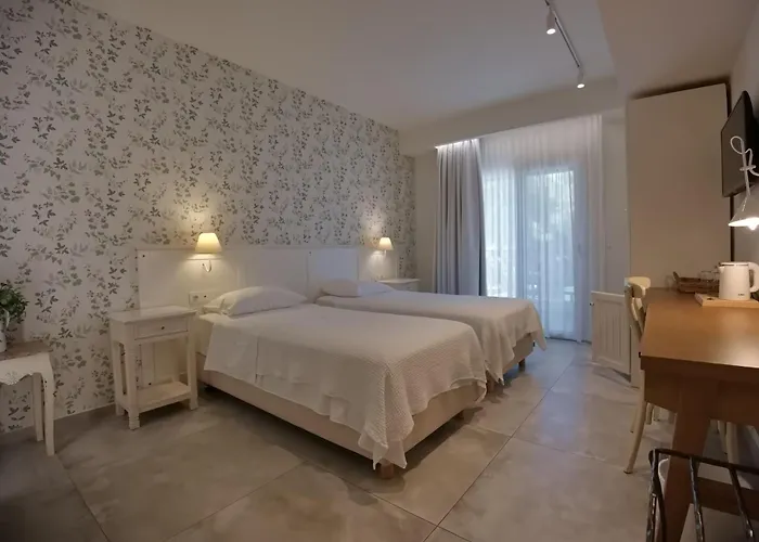 Liadromia Hotel