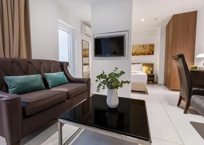 Achilleos City Hotel