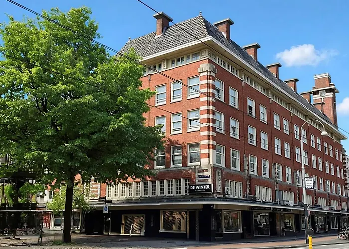 Amigo Budget Hotel