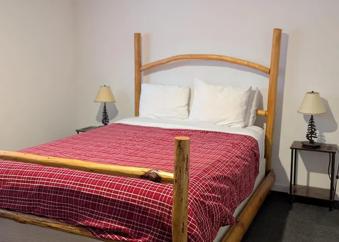 Motel: Twin Peaks Resort