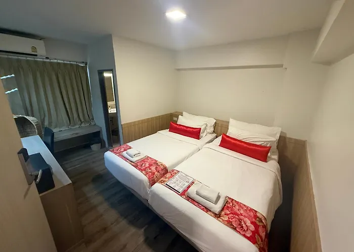 Cheap hotel: Wild Orchid Villa Bangkok