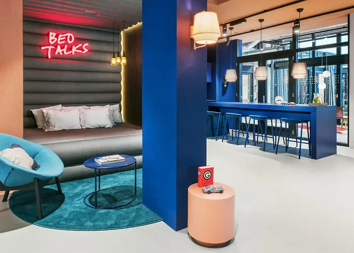 Social Hub