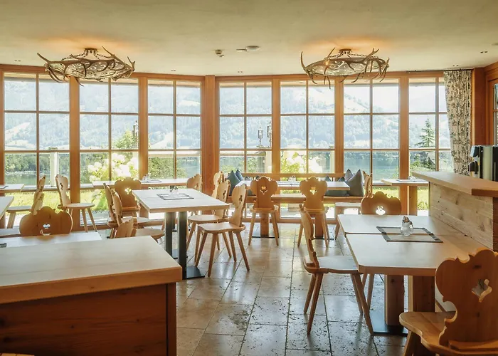 Hotel dichtbij College: Berg- & Seeblick Pfefferbauer