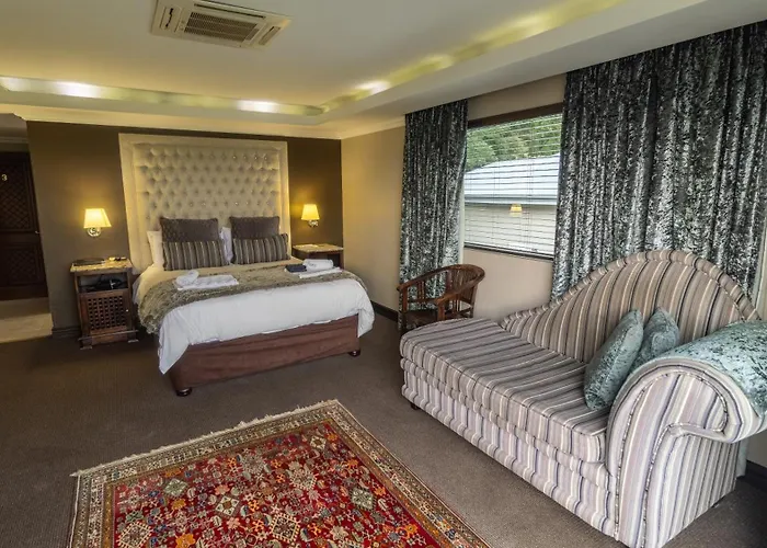 Kosmos Lodge