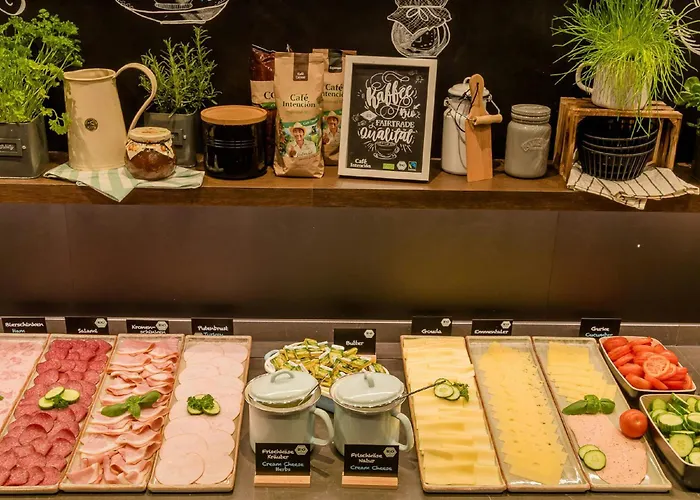 Hotel de 3 estrelas: Motel One Paris-Porte Doree